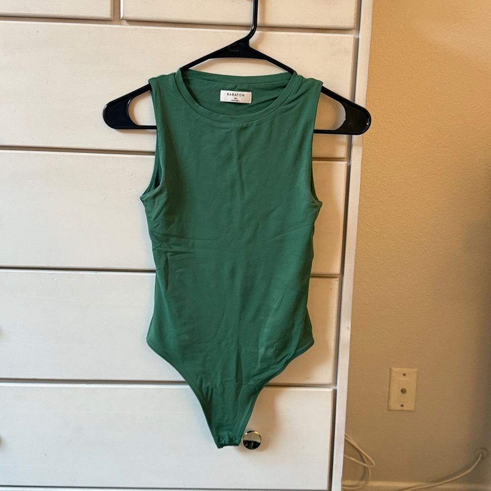 Aritzia Babaton Contour Green Bodysuit